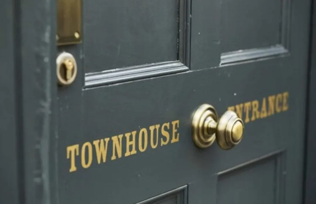 Broad Street Townhouse-1
