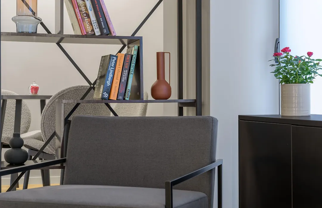 Acropolis Magenta Luxury Suites-1