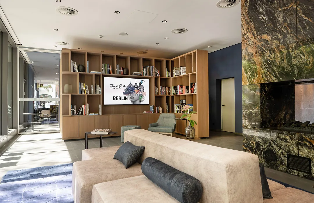 June Six Hotel Berlin City West-1