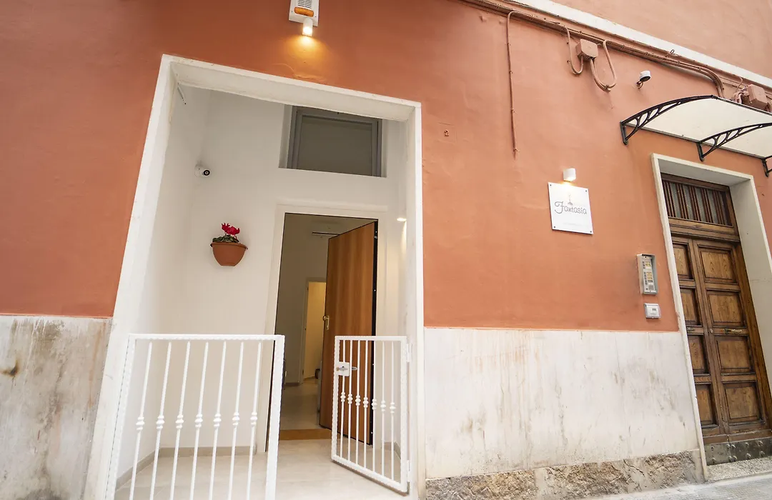 Dimora Fantasia Charme B&B-1