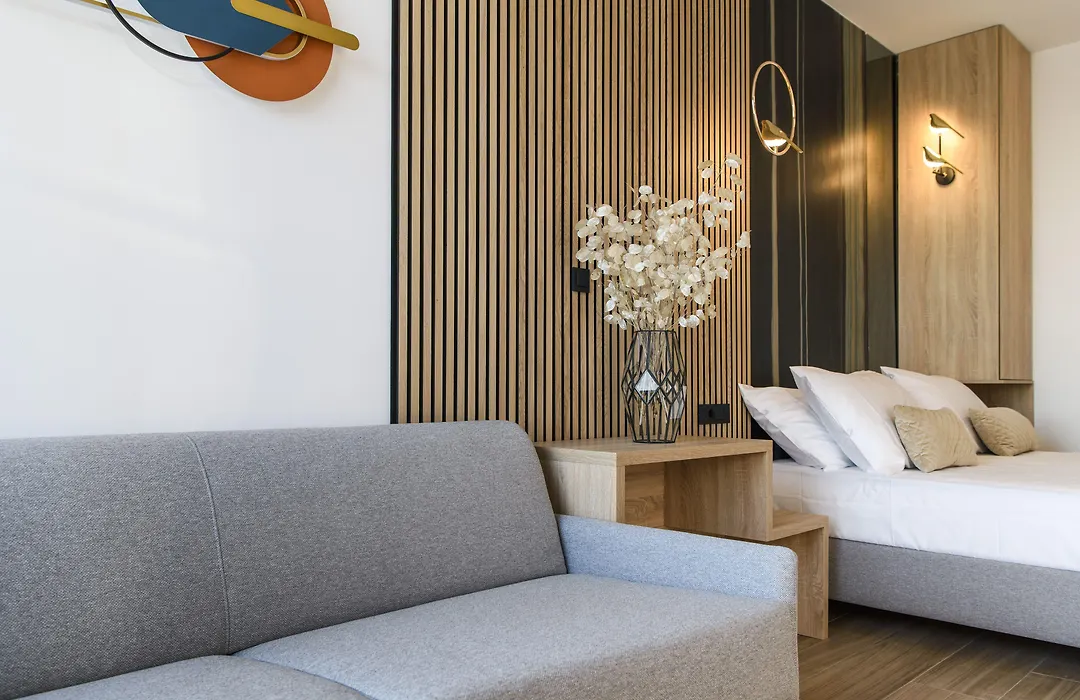 Via Mare Luxury Rooms-1