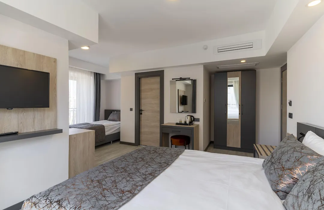 Irenic Hotel-1
