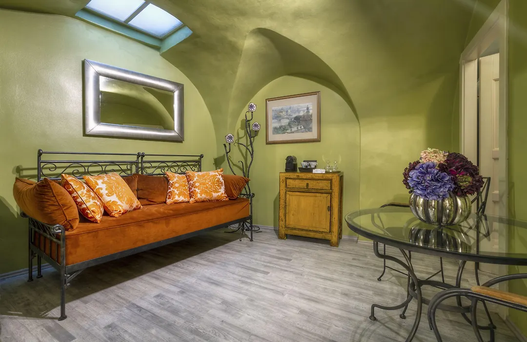 Black Star Suites-1