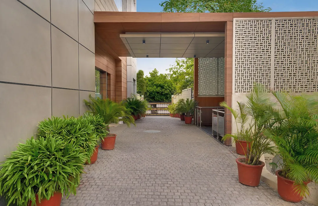 Lemon Tree Hotel, Noida-1