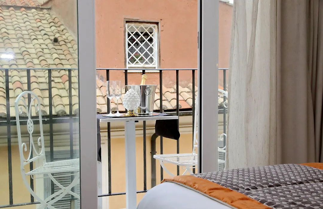 Helmirage Piazza Di Spagna Suite-1