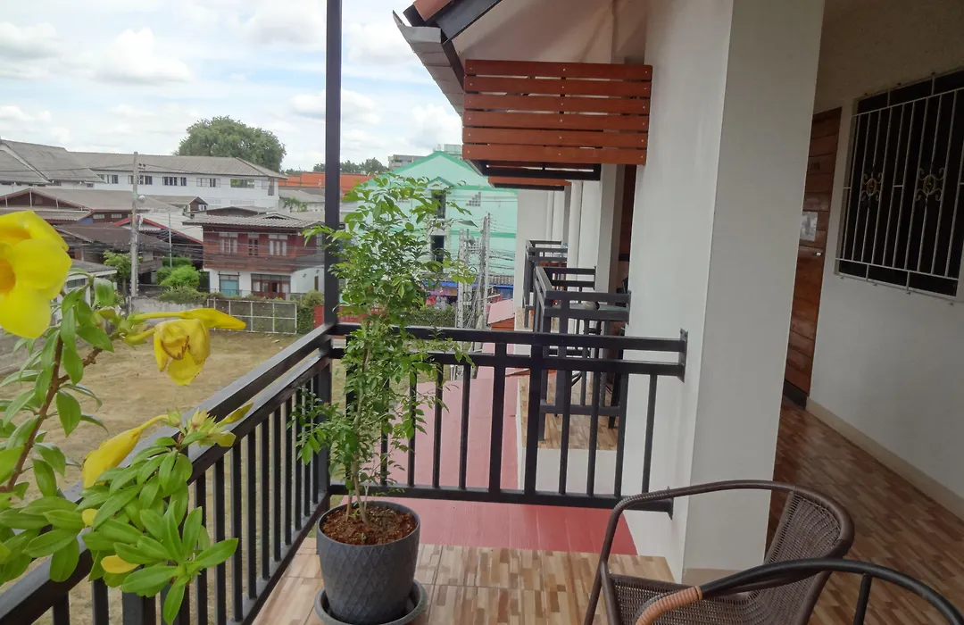 Rena House Chiang Mai-1