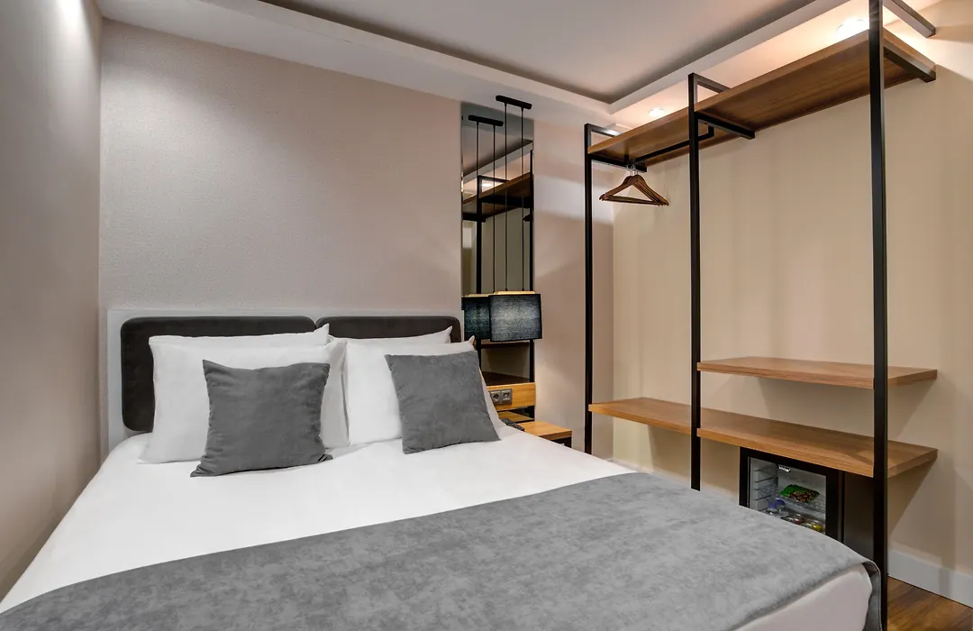 Depiero Hotel Karakoey-1