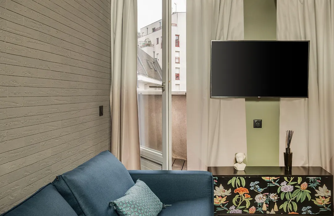 Appart'Hotel East Paris Suite-1