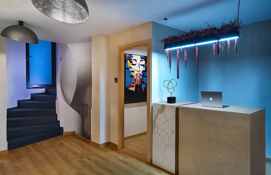 Cityluxe Suites & Rooms-1