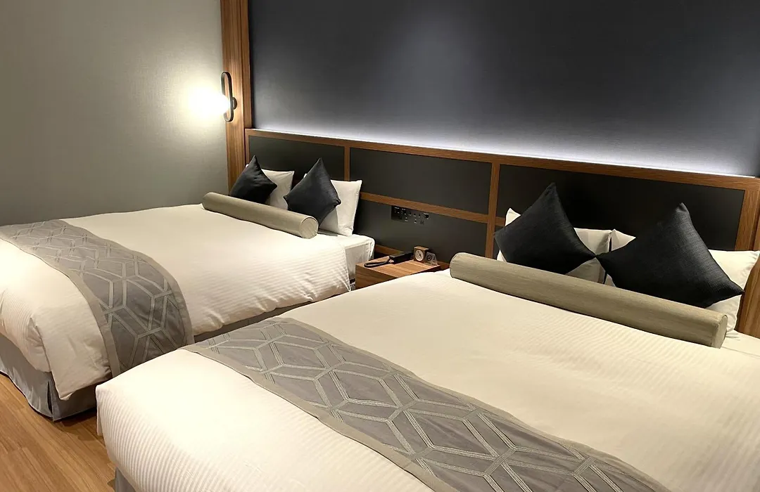 Hotel Sails-1