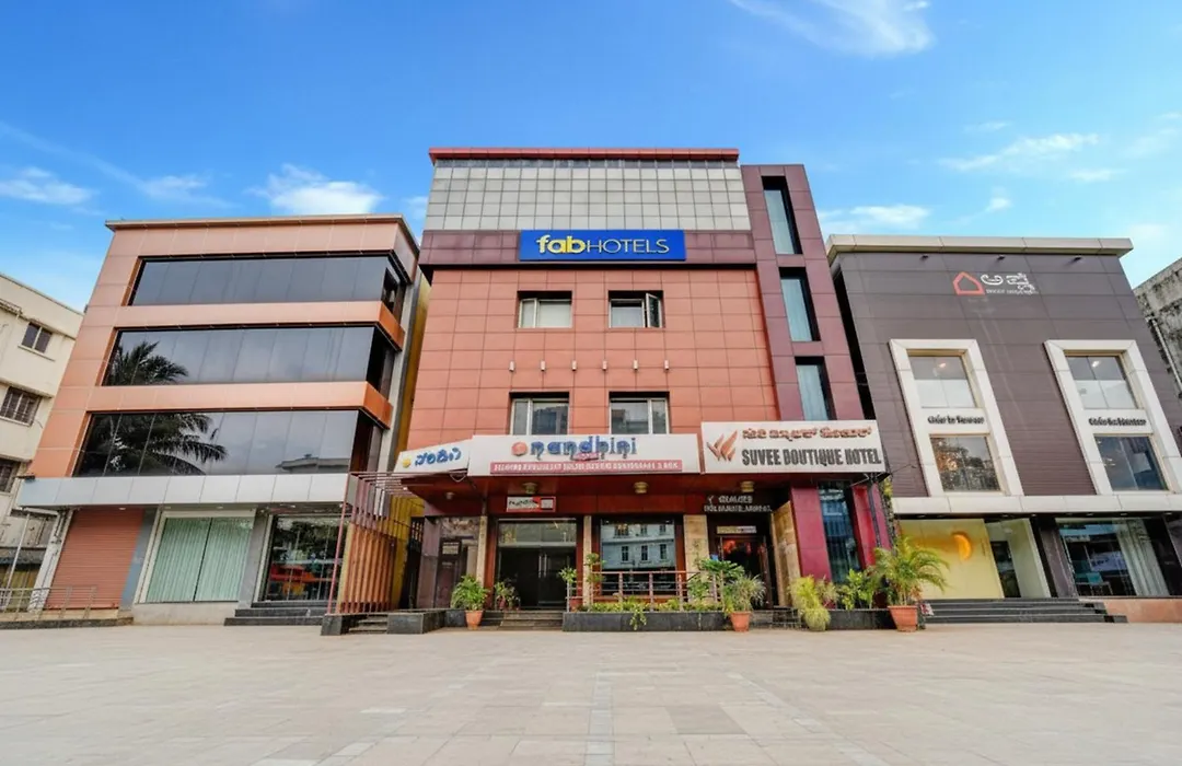 Fabhotel Suvee Boutique-1