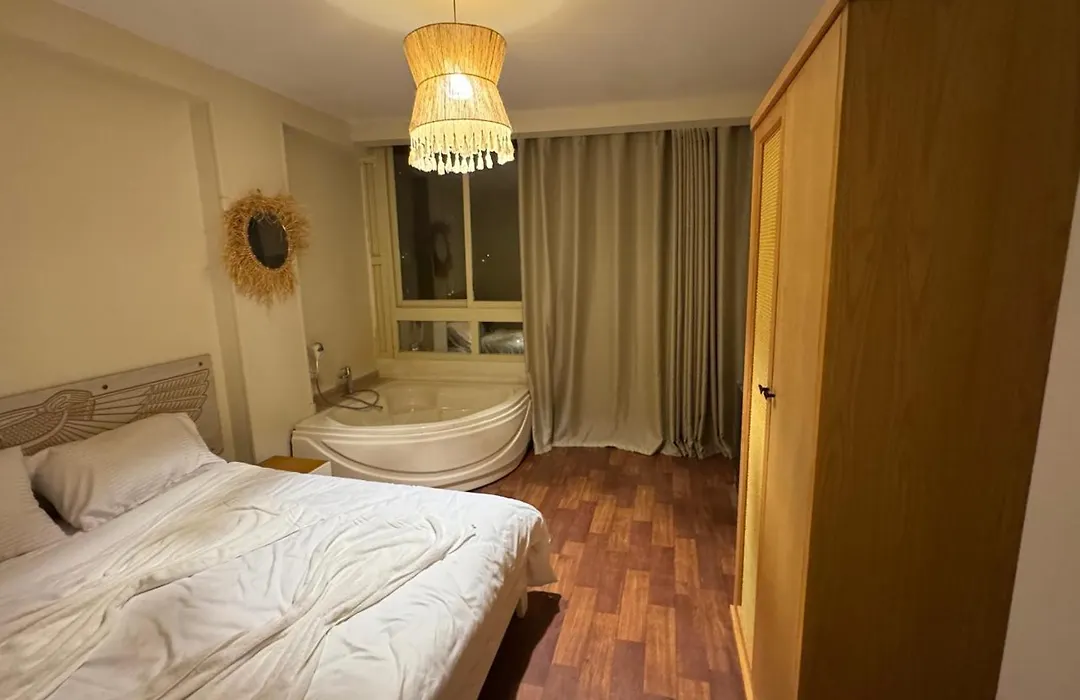 Lamour Raflf Pyramids View Hotel & Jacuzzi-1