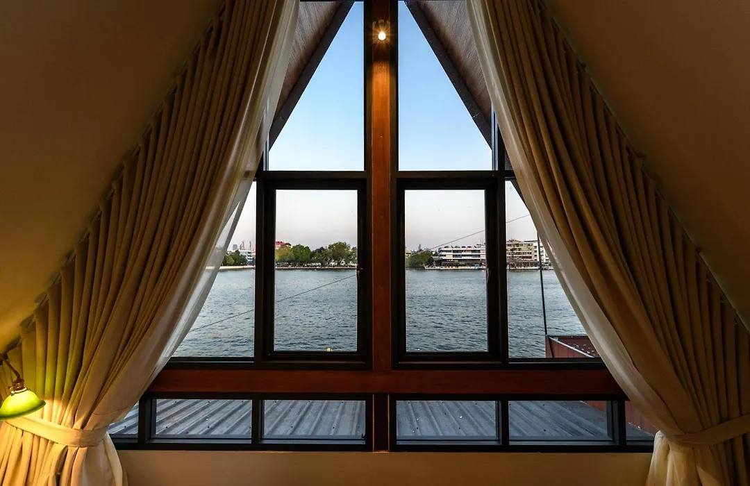 Baan Manee Bkk-1