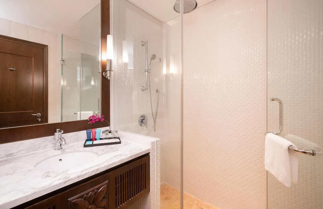 Rendezvous Hotel Singapore By Far East Hospitality-1