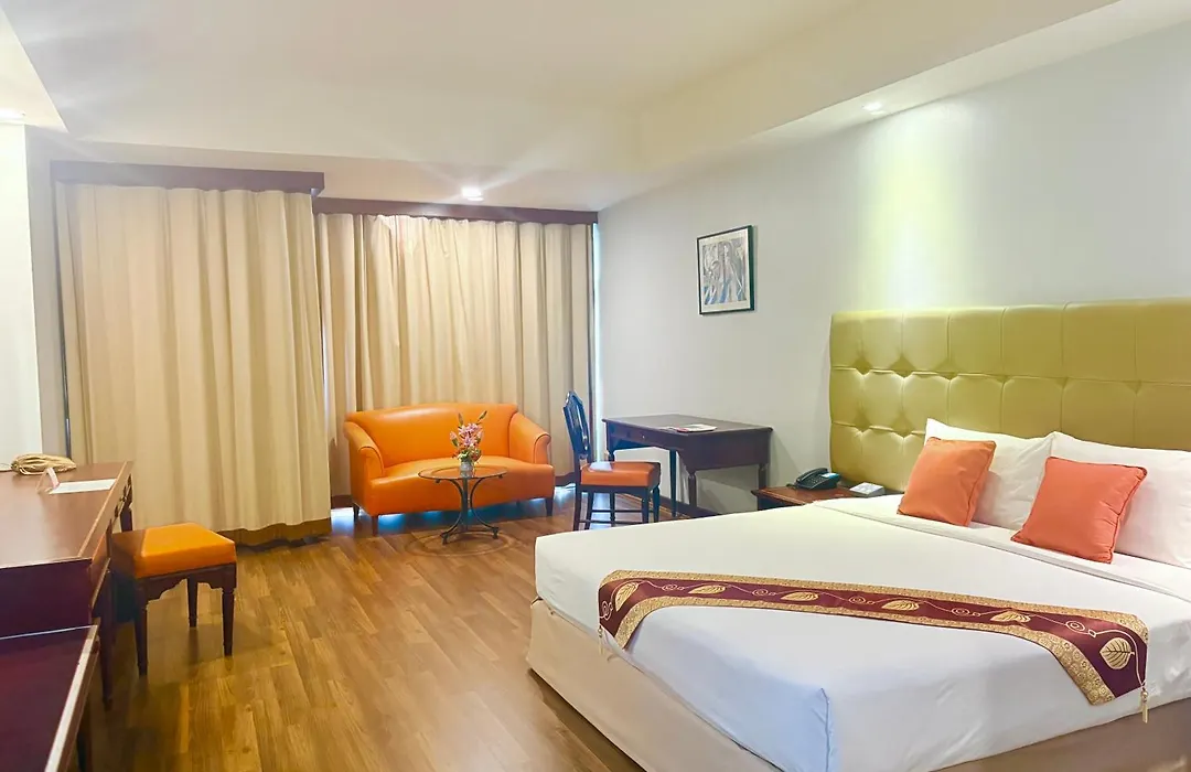 Tai Pan Hotel-1