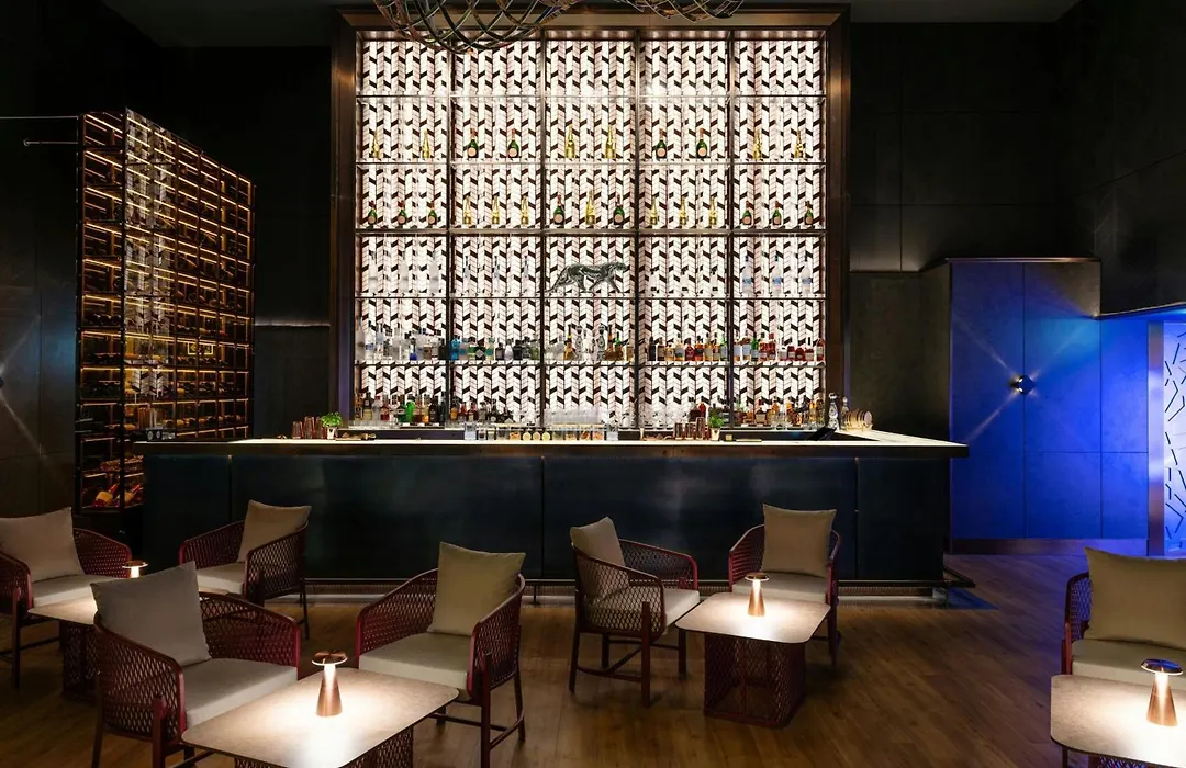 Four Points By Sheraton Sheikh Zayed Road-1