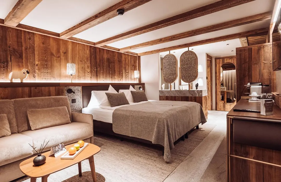 Wellness Hotel Alpenhof-1