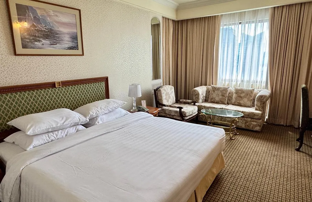 Royal Benja Hotel - Big Rooms, Family Friendly-1