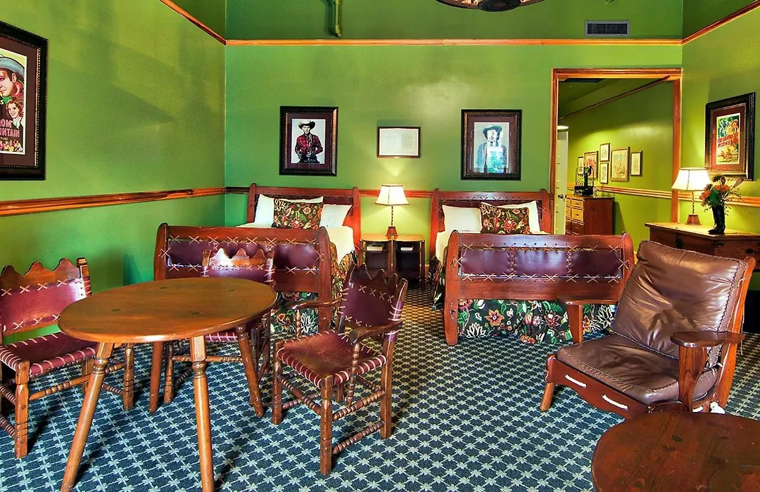 Menger Hotel-1