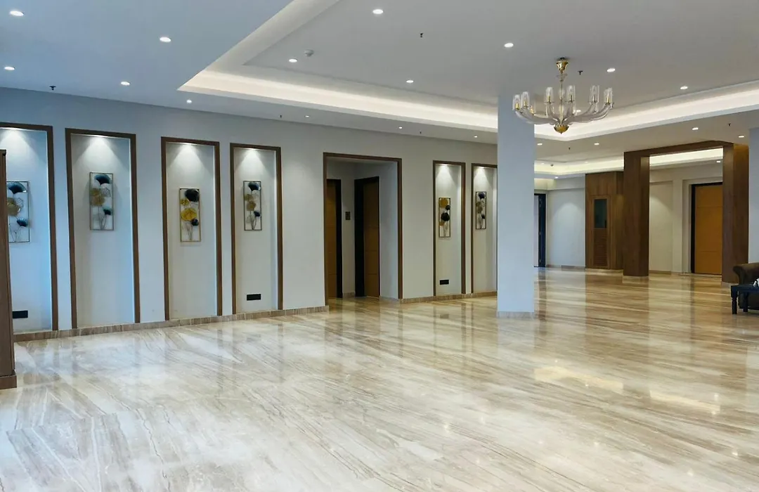 Vibe By The Lalit Traveller-1