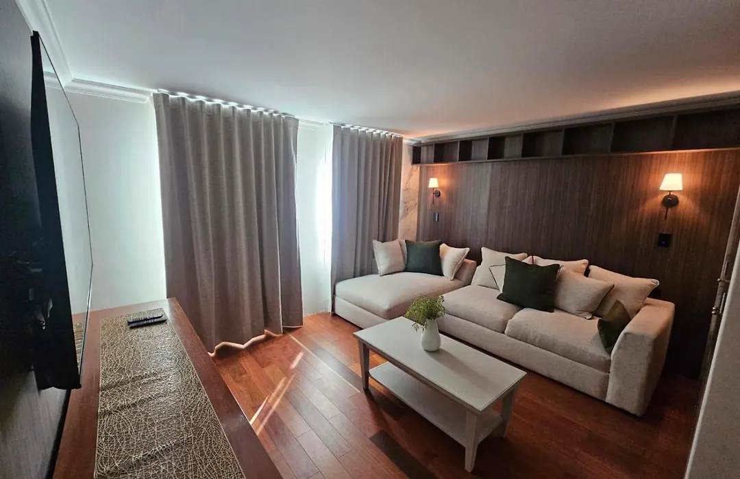 Residence L' Heritage Hipolito Taine By Bluebay-1