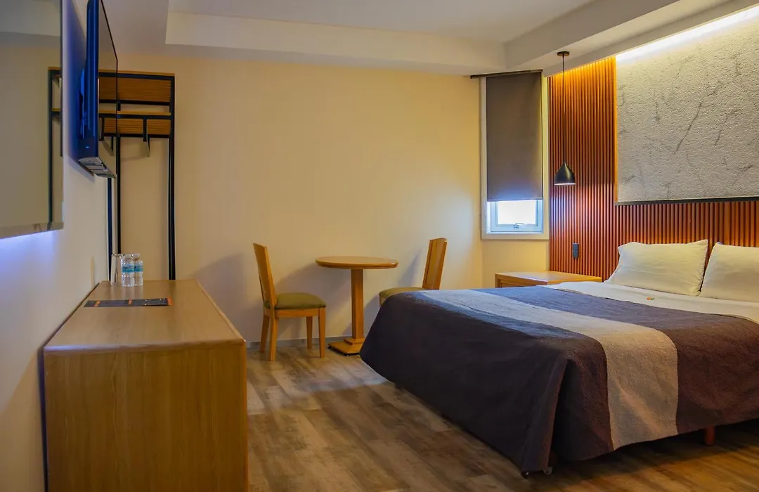 Hotel Lord (Adults Only)-1