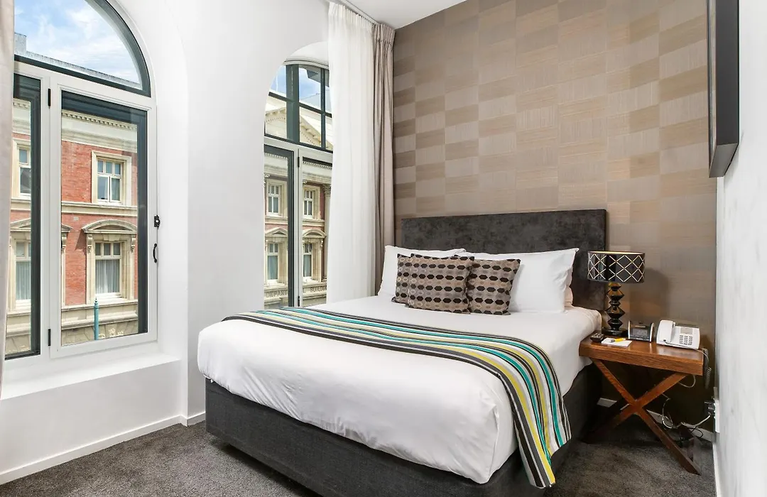 Hotel 115-1