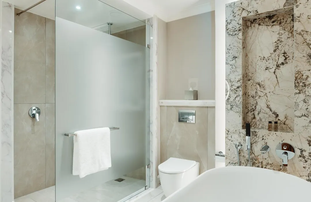 Pivot Hotel Montecasino-1