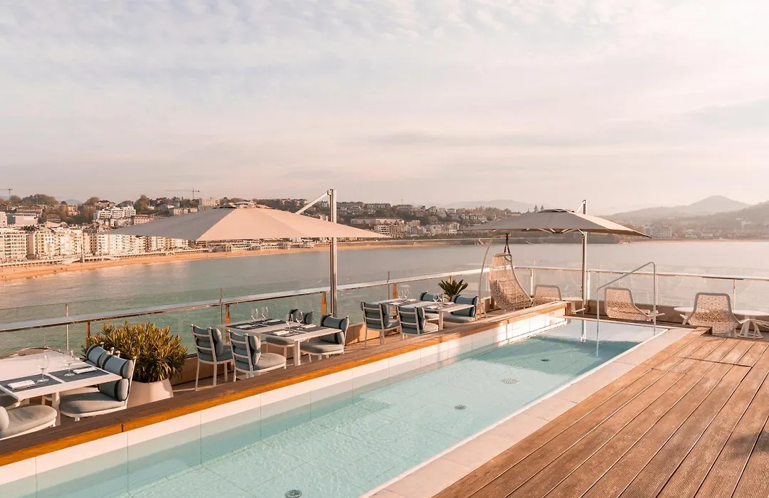 Lasala Plaza Hotel - Adults Only-1