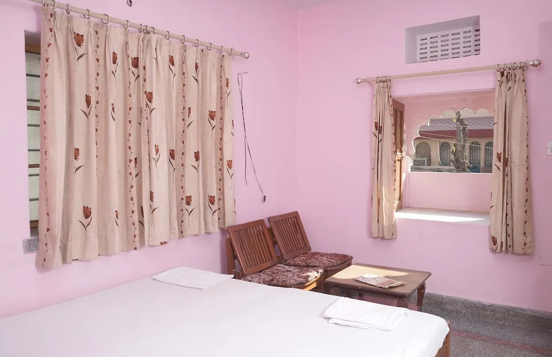 Hotel Karni Niwas-1