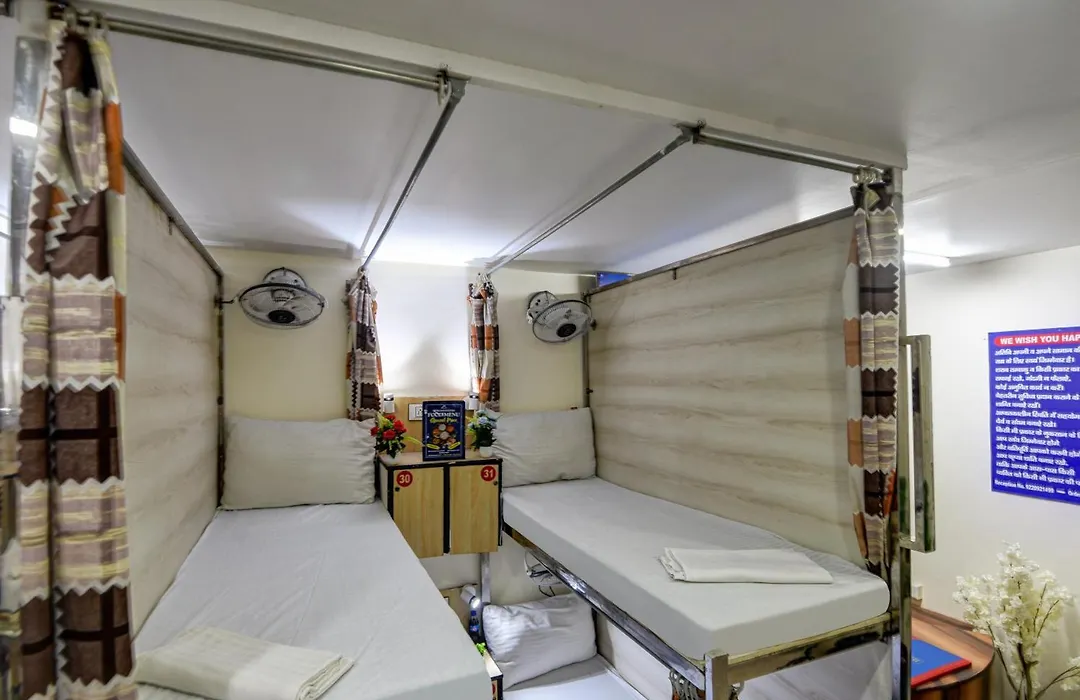 Hotel New Frontier, City Centre - Walk In Chandni Chowk & Old Delhi Station-1