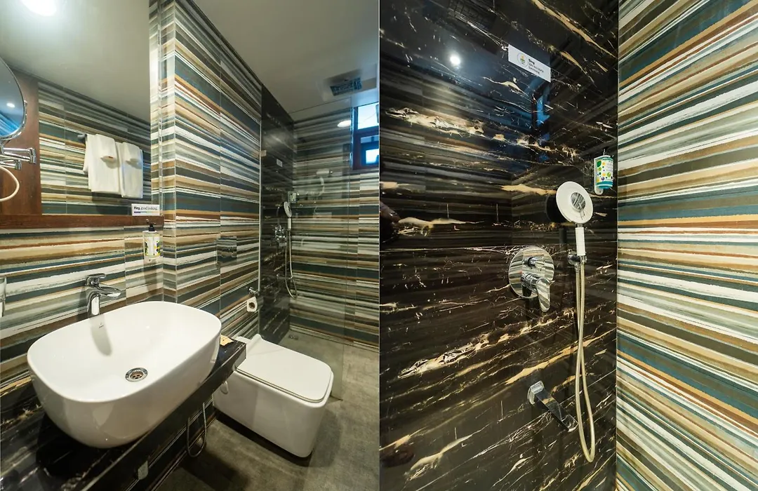 Treebo Premium Nova Candolim With Pool And Spa-1