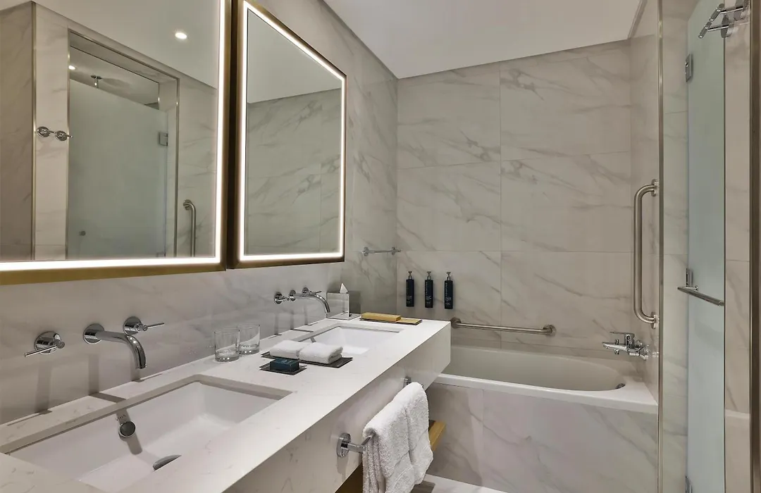 Hilton Garden Inn Dubai Business Bay-1
