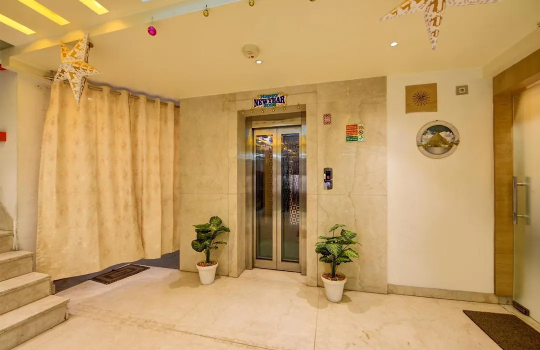 Hotel Kuber International - New Delhi Train Station-1
