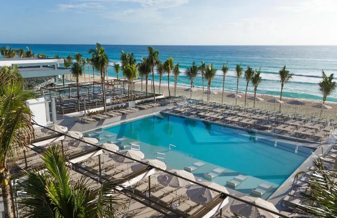 Riu Ventura-1