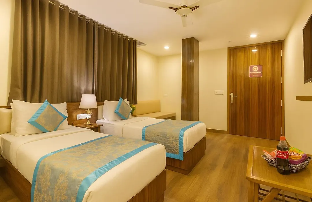 Opo Viva Premium Delhi Aerocity Free Airport Pick Up Or Drop-1