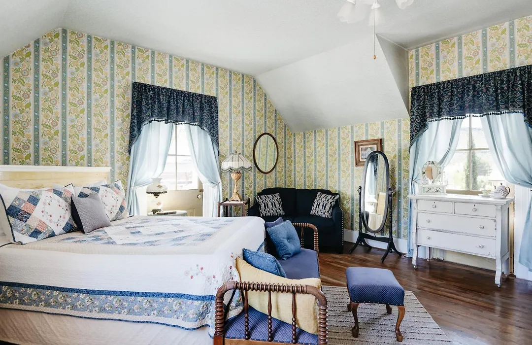 The Mulberry Inn -An Historic Bed And Breakfast-1