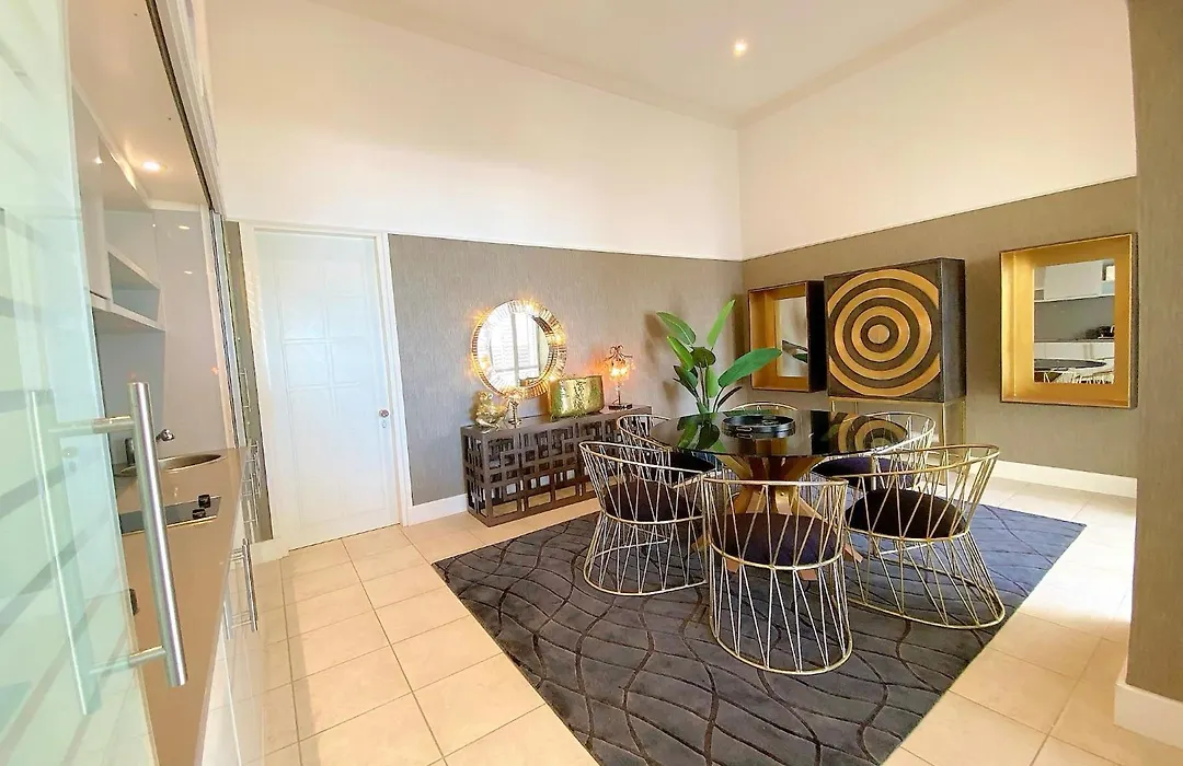 Clifton Yolo Spaces - Clifton Mansion Villa-1
