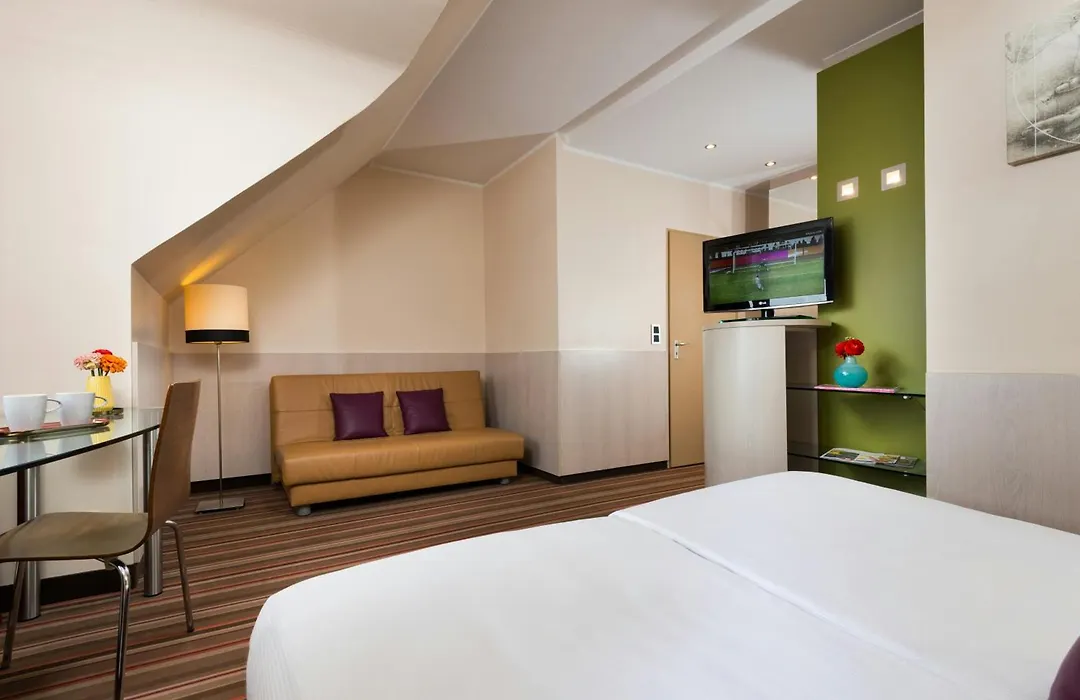 Leonardo Hotel & Residenz Muenchen-1