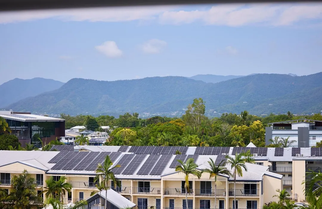 Cairns Harbourside Hotel-1