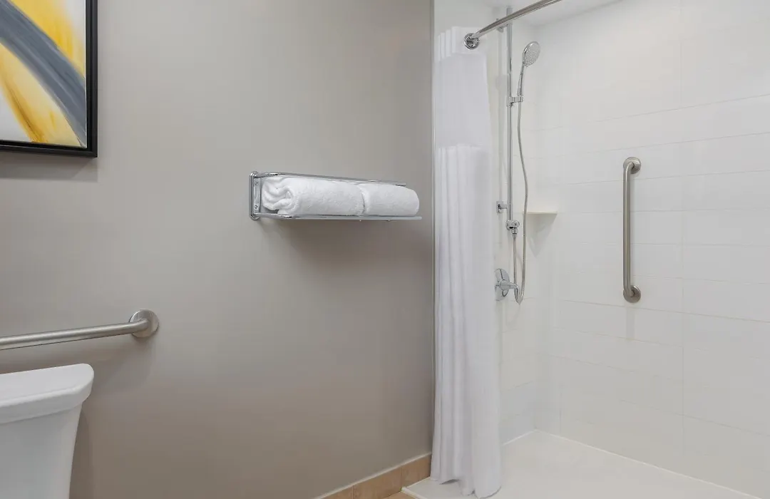 Doubletree By Hilton London-1