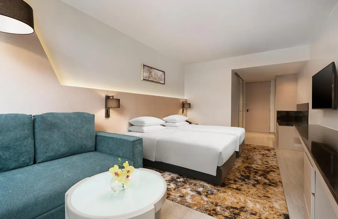 Hyatt Place Bangkok Sukhumvit 1-1