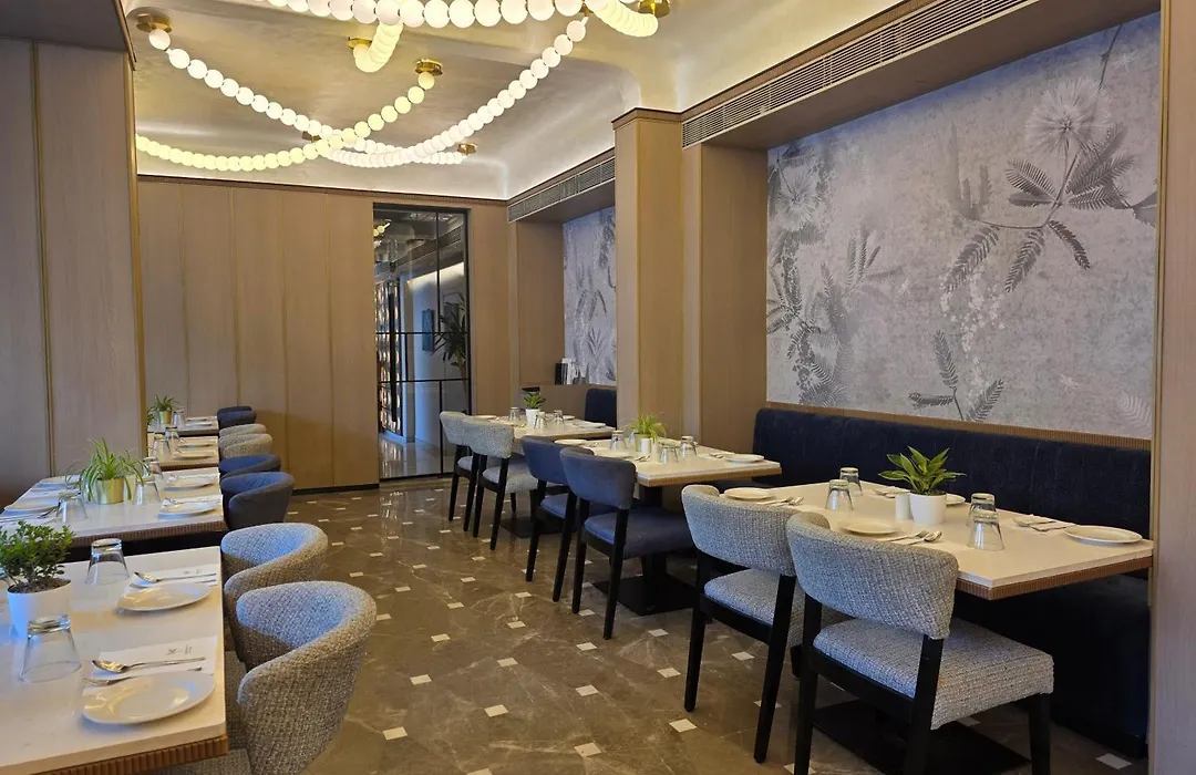 Dragonfly Hotel - The Art Hotel-1