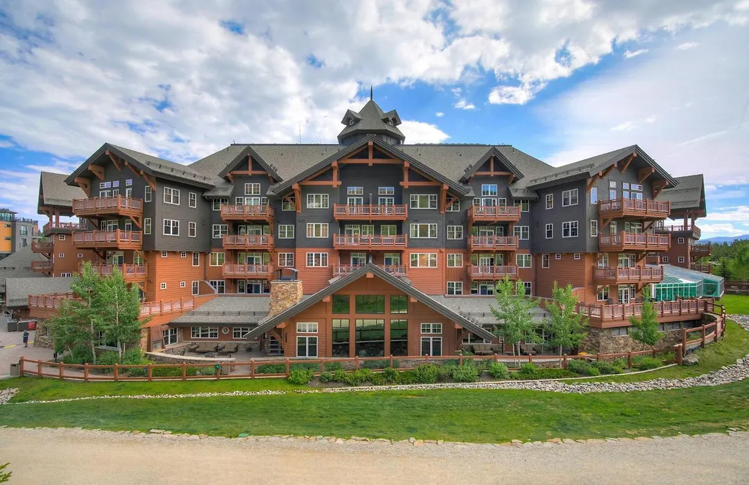 One Ski Hill Place, A Rockresort, By Vail Resorts-1
