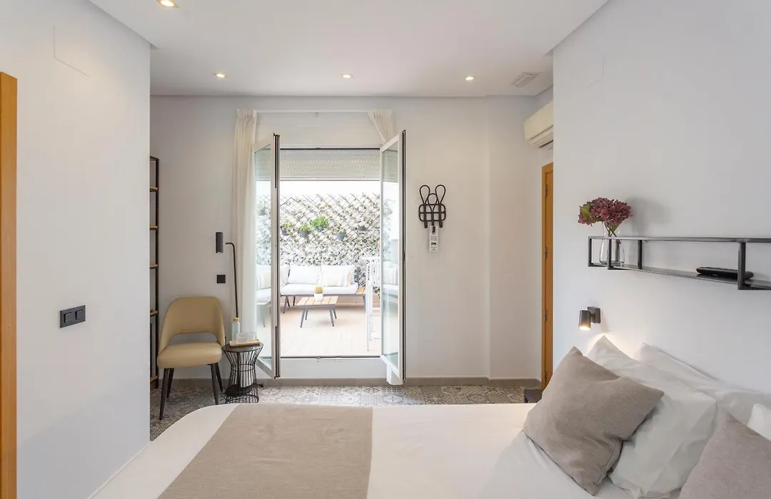 Zalamera Bnb-1