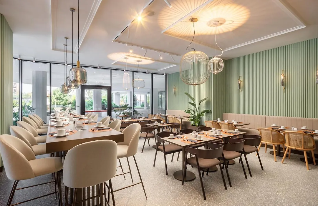 Courtyard By Marriott Milano Linate-1