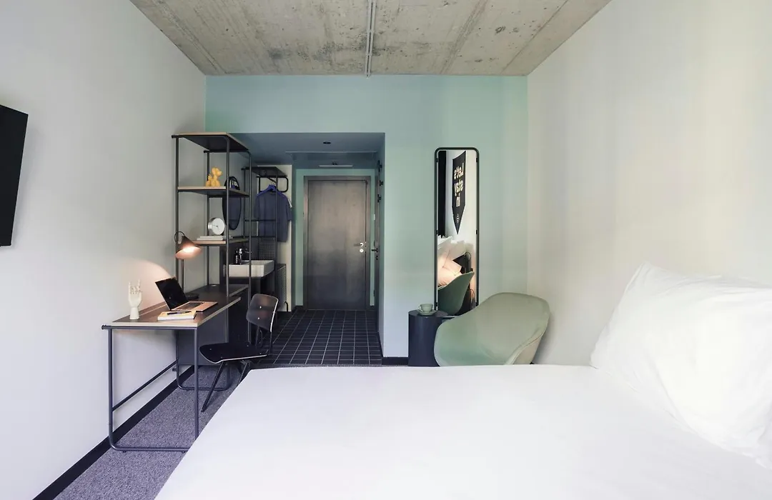 The Social Hub Porto Extended Stay-1