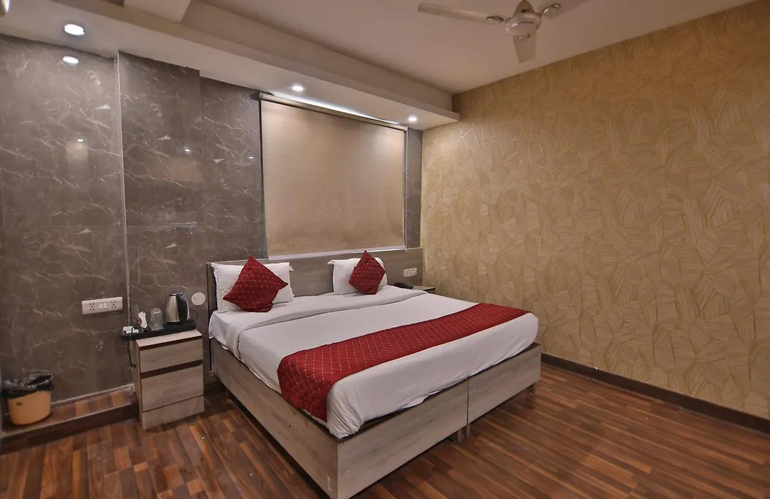 Hotel Aravali Residency Near Ilbs, Vasant Kunj-1