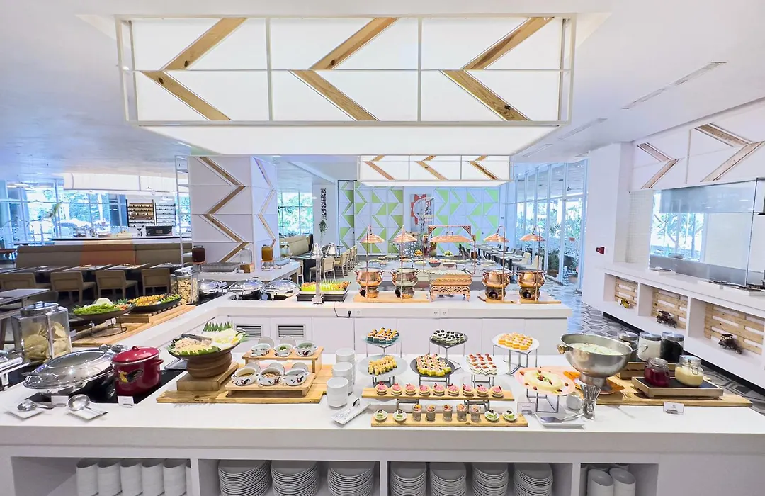 Harris Hotel And Conventions Kelapa Gading Jakarta-1
