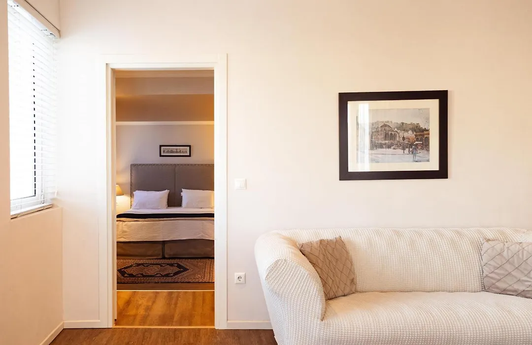 Best Western Plus Embassy Hotel-1